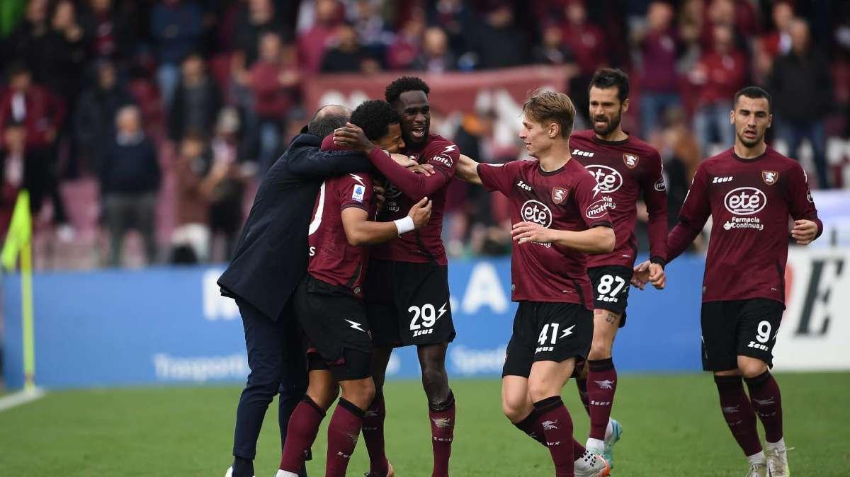 Salernitana, sono 10 i punti in più rispetto alla scorsa stagione, solo il Napoli ha fatto meglio 