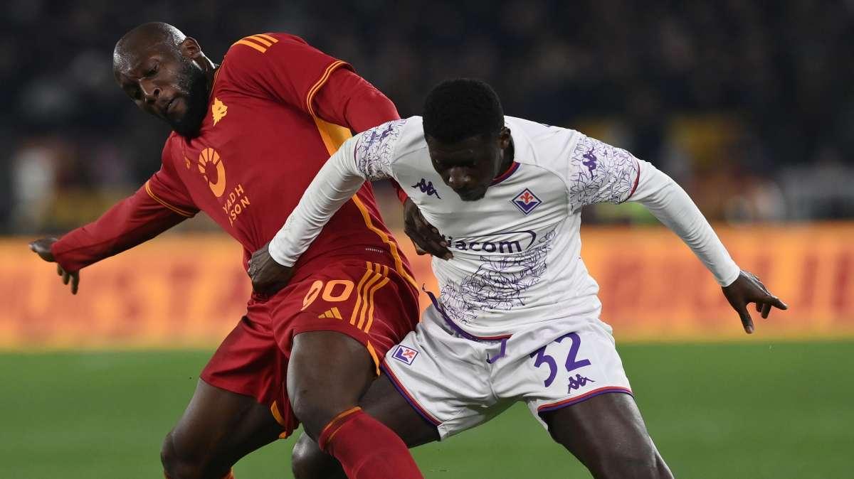 Serie A: Roma e Fiorentina chiudono sull'1-1. Martinez Quarta risponde a Lukaku 
