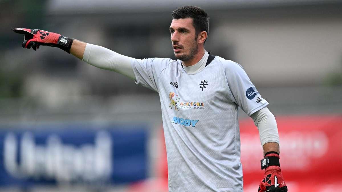 Cagliari-Torino 3-2 le pagelle a confronto di Scuffet: super parata nel finale su Adams, salva il risultato