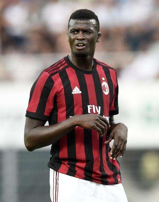 Niang, due squadre di Premier sul rossonero