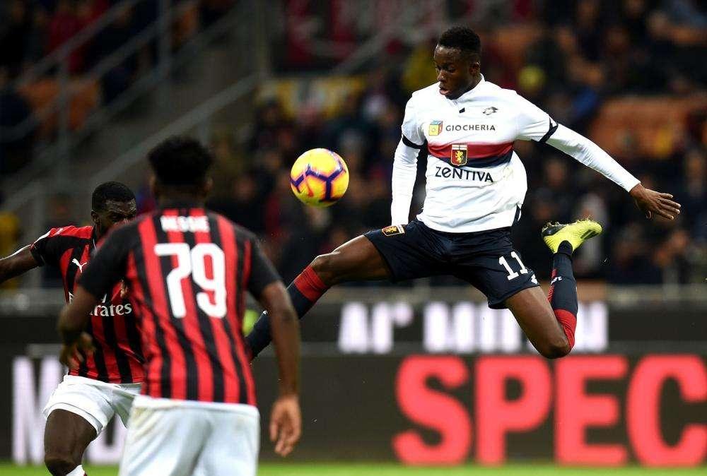 In viaggio sulla Torino-Genova....la corsia per casa Milan è incerta e trafficata