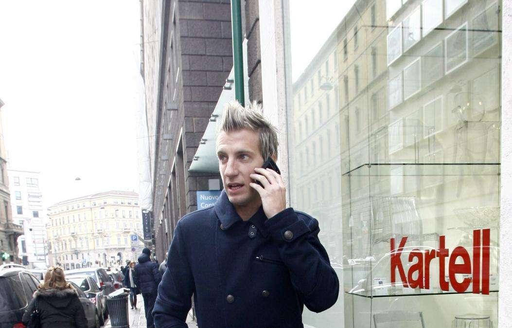 Catania, Maxi Lopez fischiato dai tifosi. Resta sul mercato