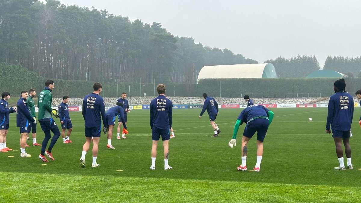 Nations League quarti, l’Italia in vista del ritorno con la Germania: Spalletti mischia le carte e fa provare i rigori