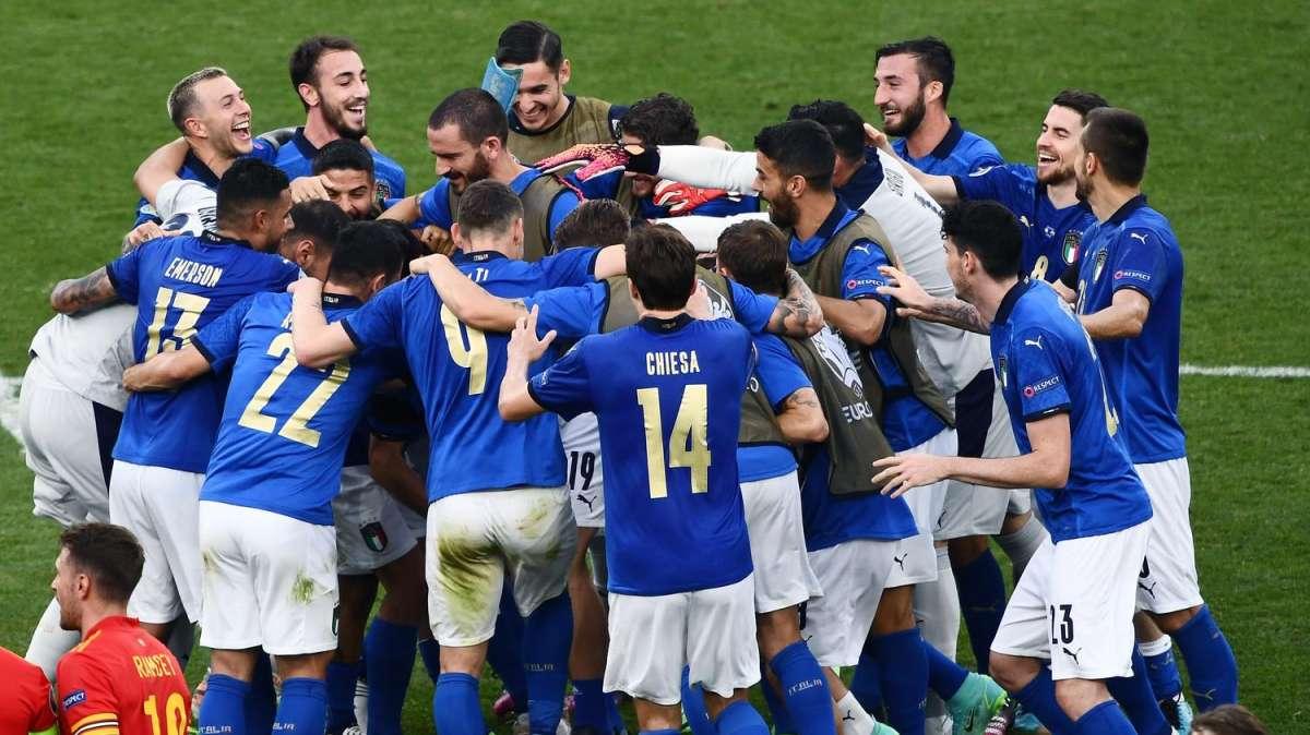 Il Mattino: "Nazionale da cambiare: Chiesa deve giocare, ai quarti c'è il Belgio"