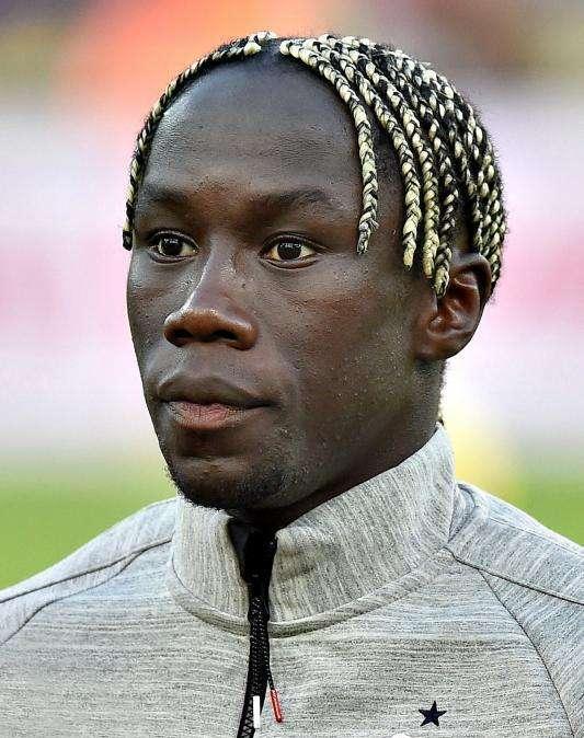 Sagna, oltre al Torino sul difensore c'è anche il Leicester 