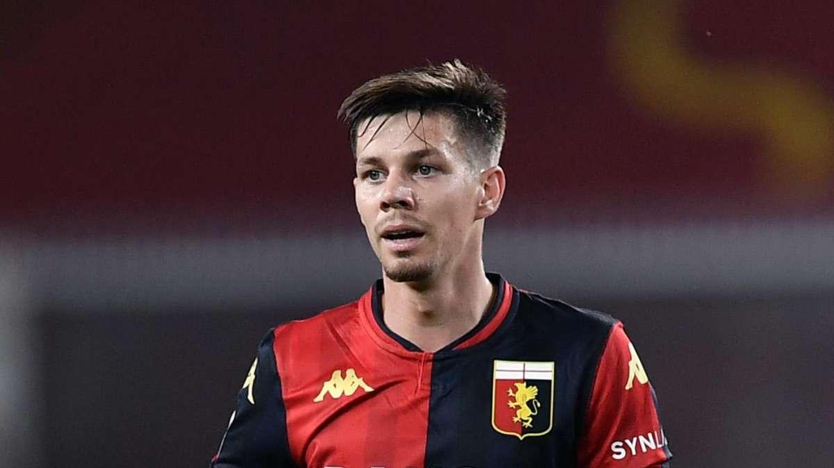 Per il centrocampo piace Zajc, ex Genoa ed Empoli 