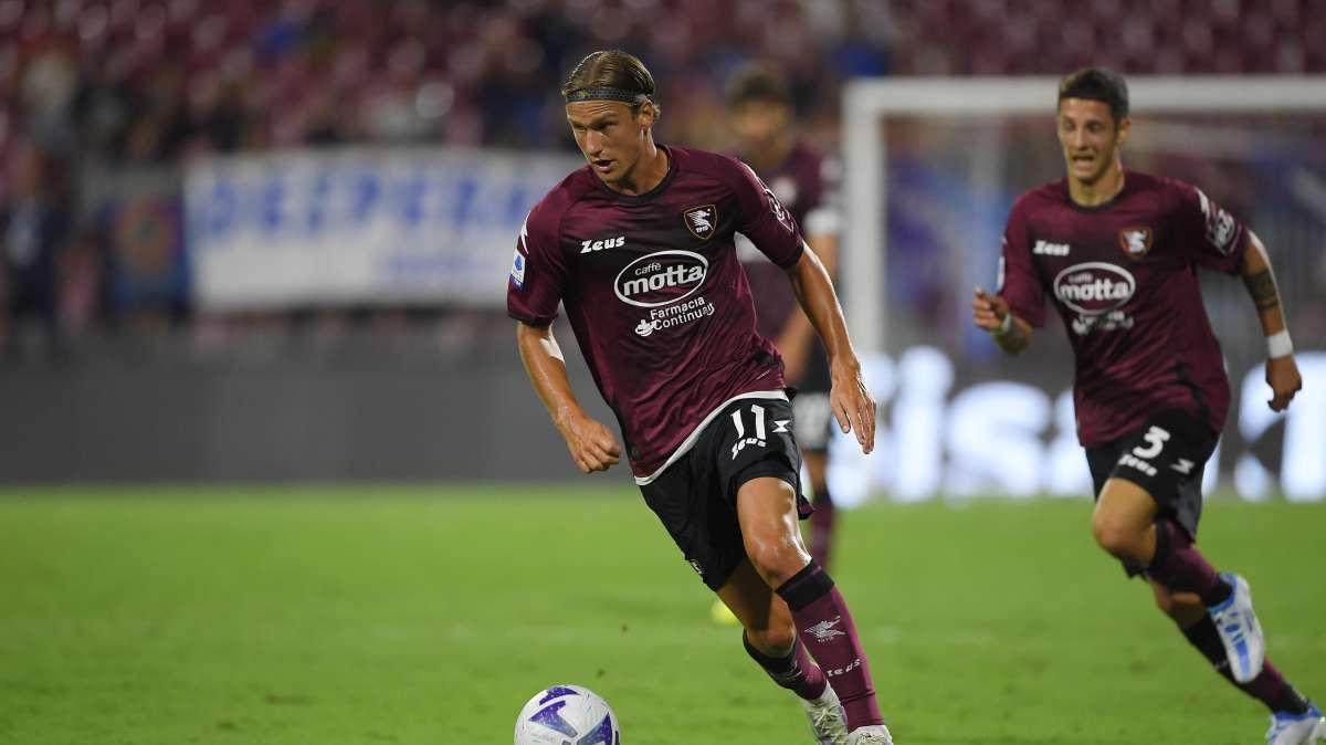Salernitana, una partenza in attacco: Botheim va al Malmo