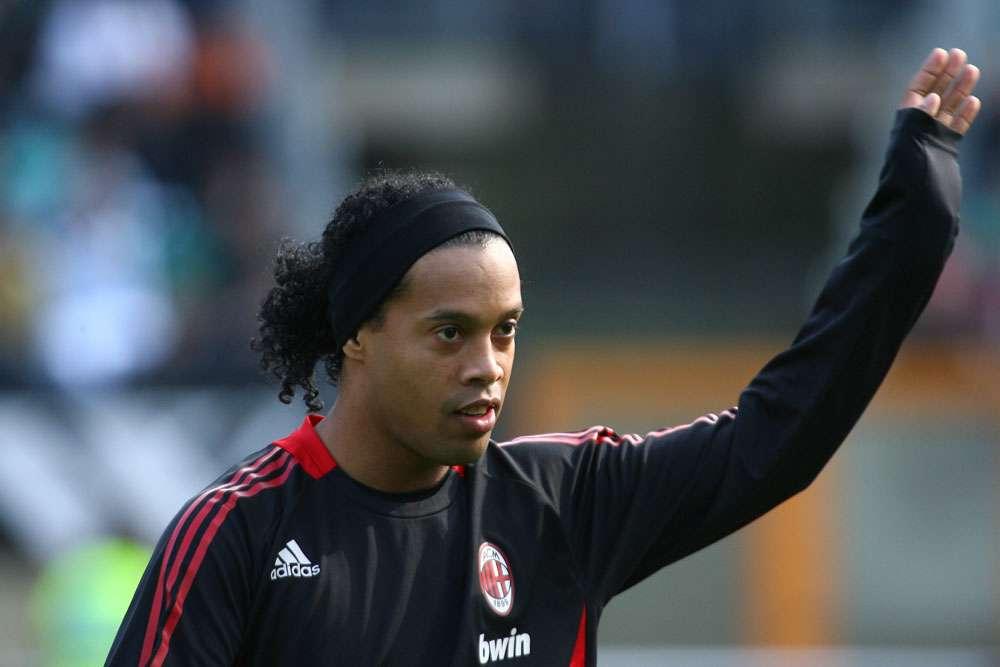 Clamorosa ipotesi Napoli per Ronaldinho 