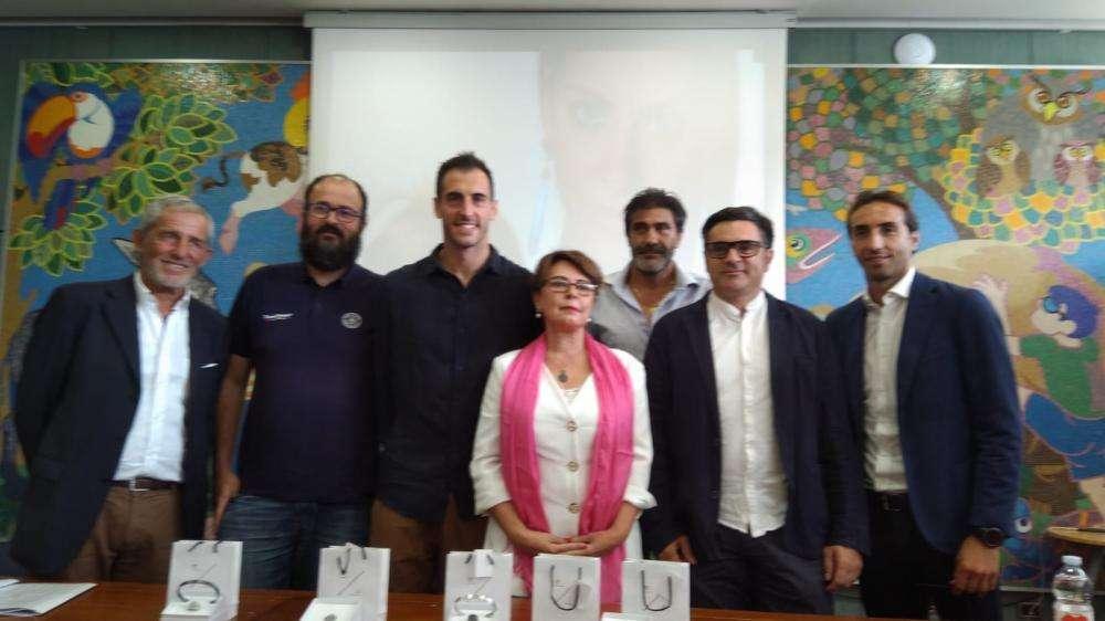 I gioielli “Forza Vecchio Cuore Granata” per Casa Ugi: iniziativa benefica per i bimbi colpiti da tumore