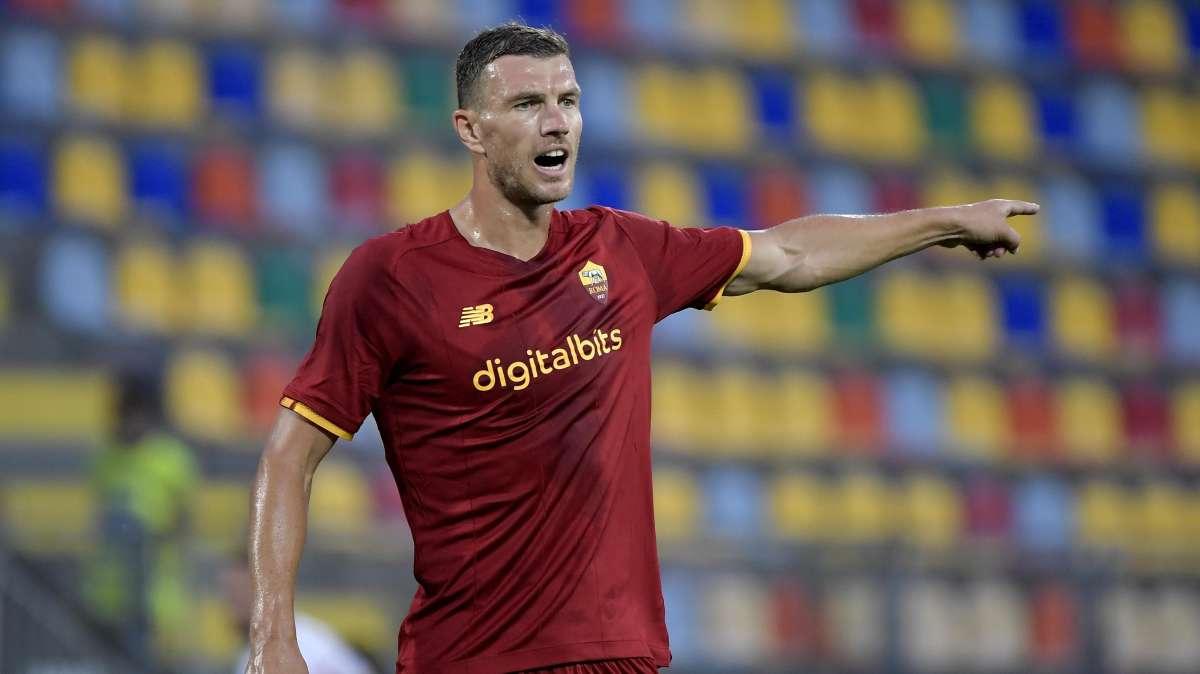 Roma. Dzeko: "Stufo delle voci di mercato, penso solo alla Roma"