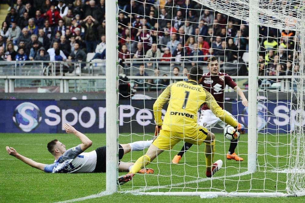 Torino-Inter 1-0. Il Toro batte i nerazzurri dopo 24 anni. Super Sirigu nega il gol agli avversari
