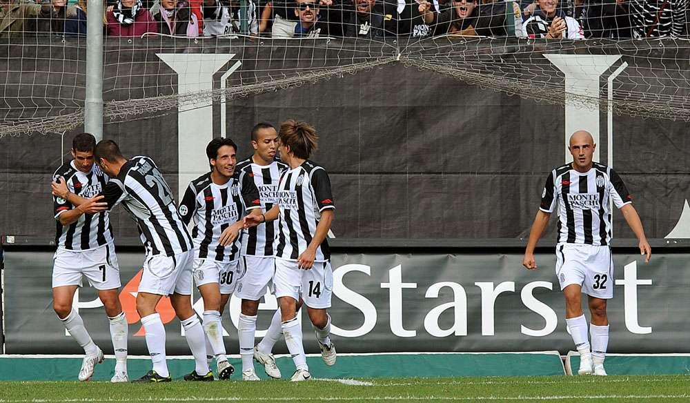 Siena, vietato criticare 