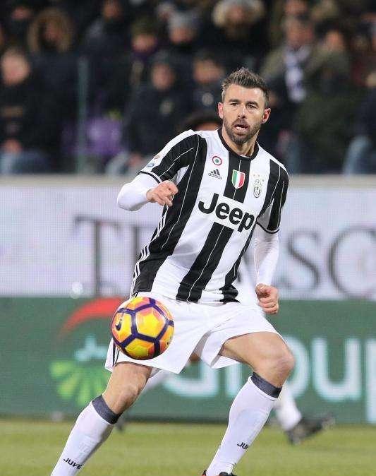 Juventus, Barzagli: "Qualcosa al Monaco abbiamo concesso, ci ha pensato Gigi. Tutti felici per Higuain"