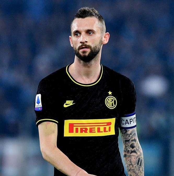 Inter, multa da 100 mila euro per Brozovic. Ma stasera contro il Torino partirà titolare