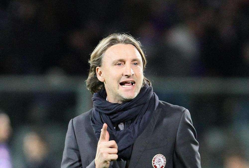 Sky, esonerato Nicola. In attesa di Di Carlo 