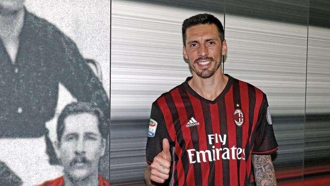 Verso Milan-Torino - I 23 convocati: già dentro Sosa e Gomez, recupera Vangioni
