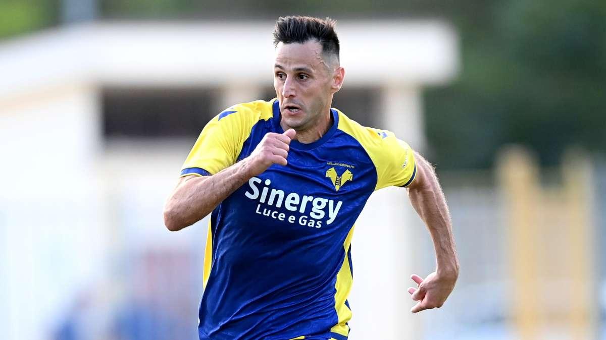Genoa-Verona 3-3: gol, spettacolo ed errori a Marassi 