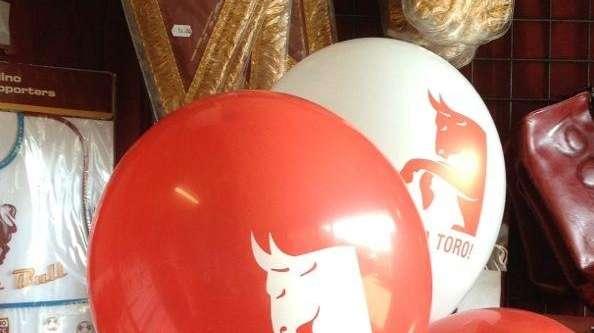 Granata Store, un palloncino in omaggio ai bambini 