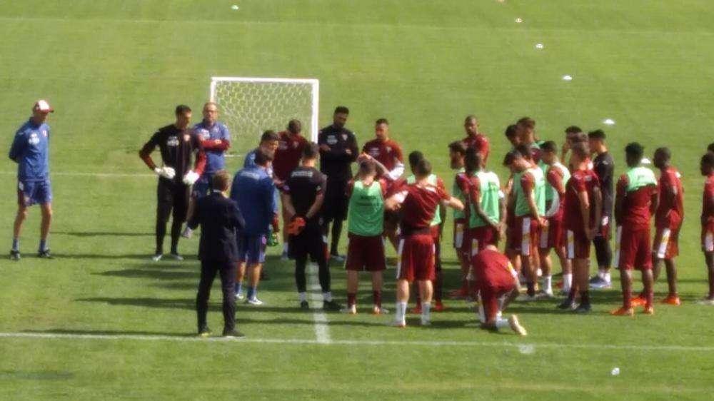 LIVE - L'allenamento a Bormio: un'ora di lavoro con la palla, poi l'arrivo di Cairo