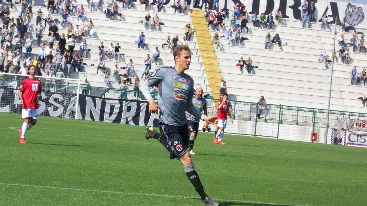 De Luca al Chievo. Ceduto a titolo definitivo 