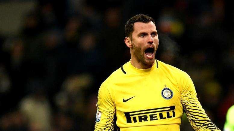 L'Inter rimanda al mittente un'offerta dalla Premier per Padelli