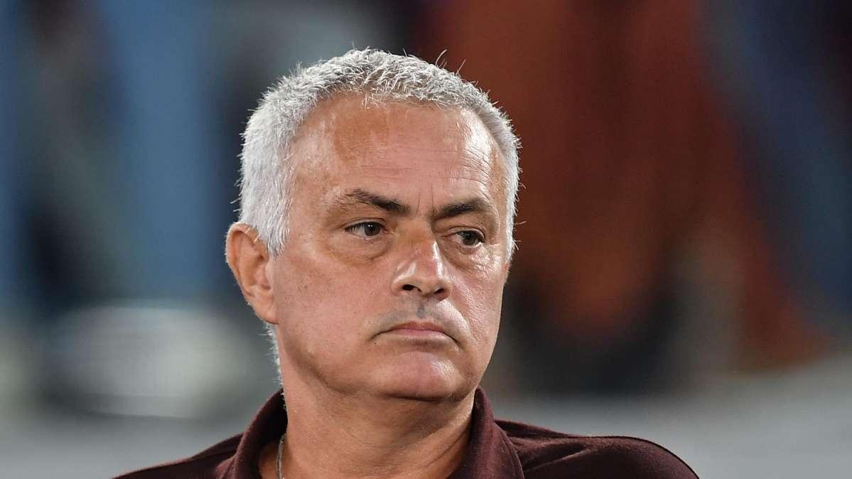Roma, mea culpa di Mourinho su Volpato e la decisione di Karsdorp 