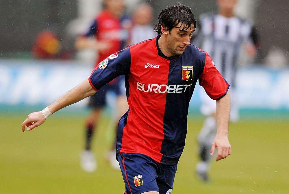 Genoa, via Milito, dentro Floccari 