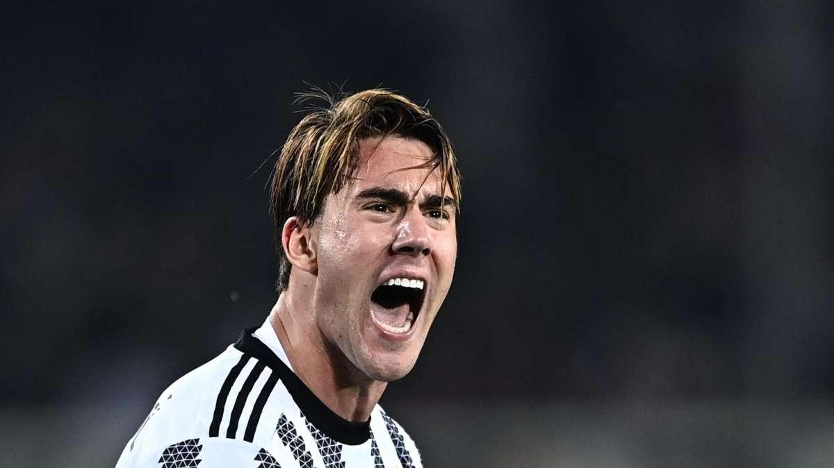 L'apertura de La Gazzetta dello Sport con Vlahovic in copertina: "Il salva Juve"