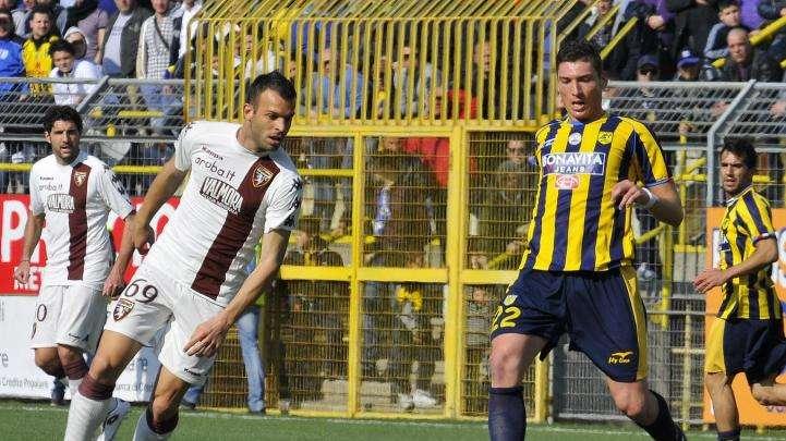 Meggiorini polemico: "Non ci danno un rigore neanche se..."
