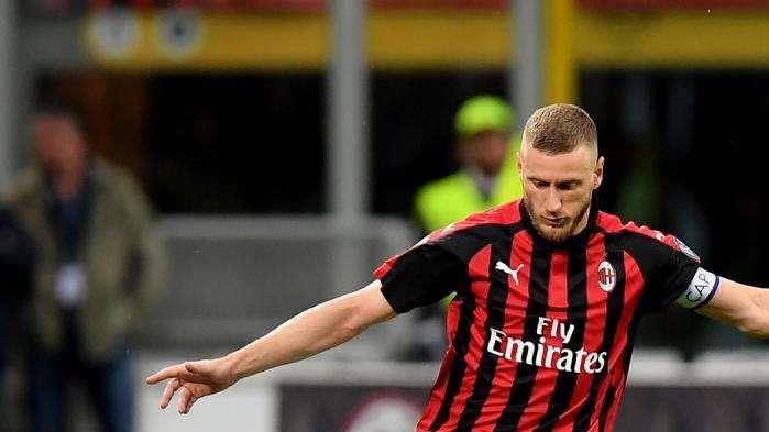 Tanti i sondaggi per Ignazio Abate, fermo da luglio. Anche dall'Italia