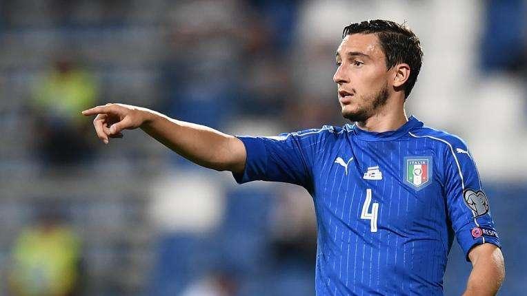 Napoli, chiesto allo United il prestito secco di Darmian
