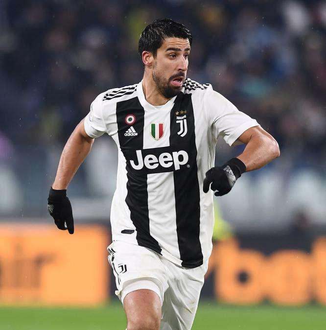 Juventus, operato Khedira. L'intervento è perfettamente riuscito