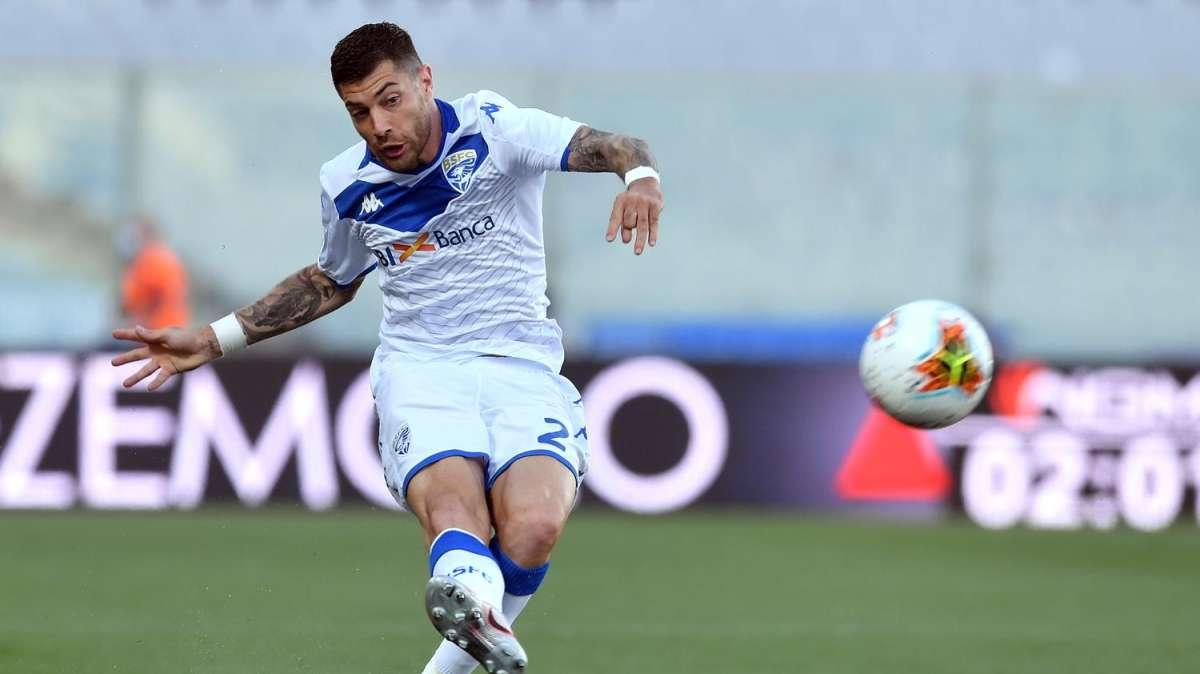 Il terzino arriverà dal Brescia?