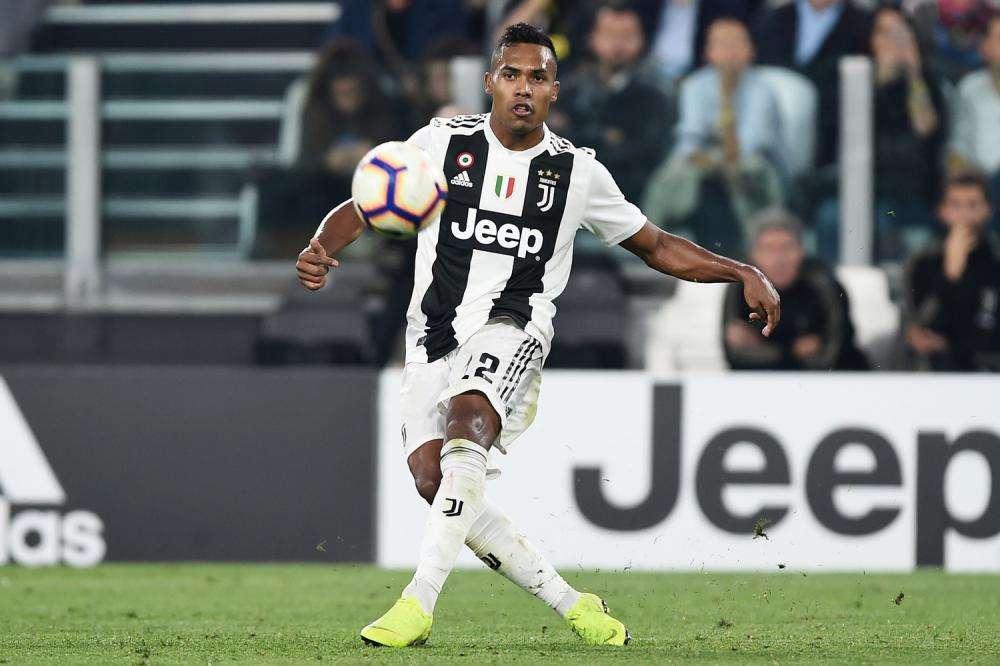 Juve, Alex Sandro: "Mai facile contro il Toro, sarà una bella gara"