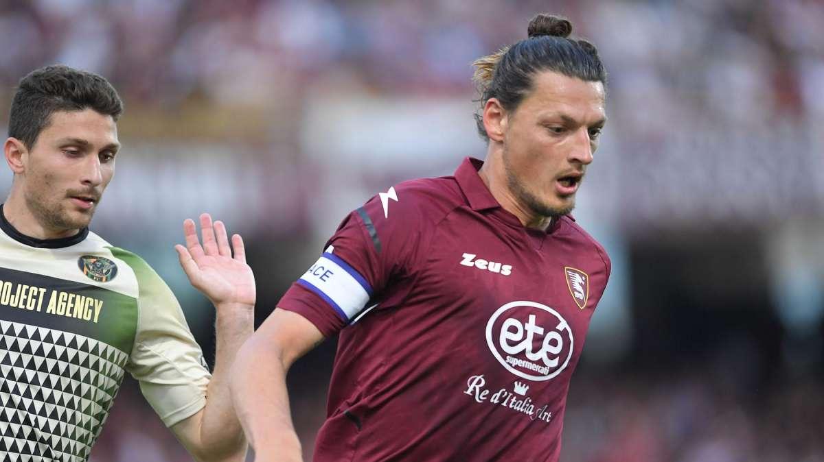 La Salernitana non molla Djuricic 
