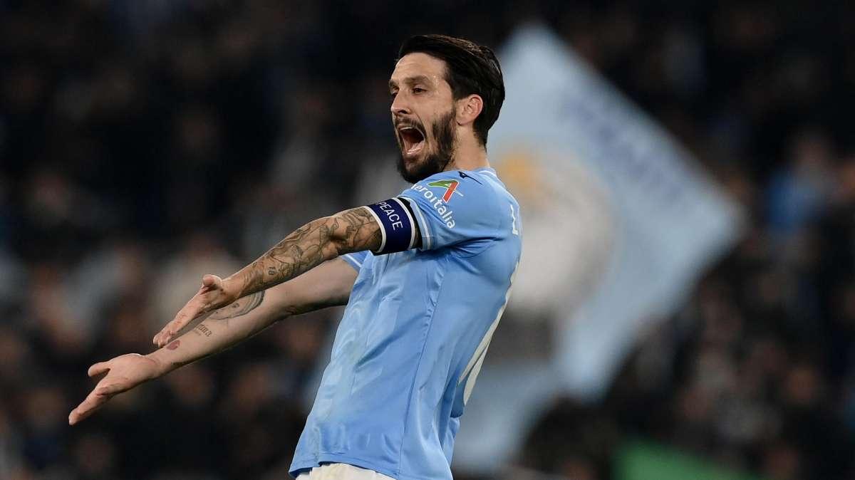 Lazio-Salernitana 4-1, ma il pubblico contesta e Luis Alberto dice addio
