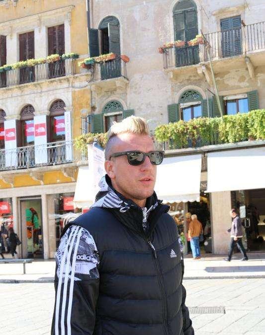 Maxi Lopez recupera e scalpita per una maglia dal 1'