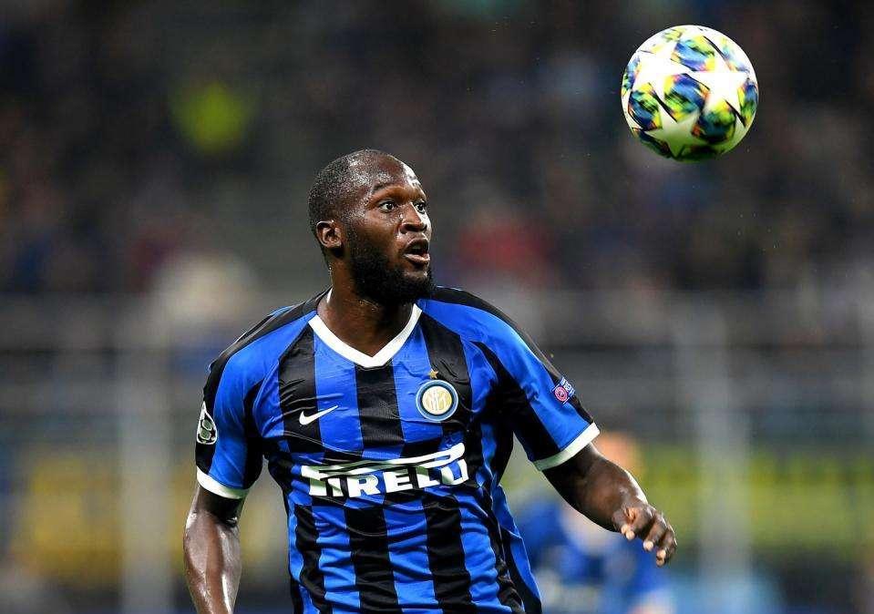 Caso Black Friday: dure reazioni in tutto il mondo per il titolo del Corriere dello Sport su Lukaku e Smalling