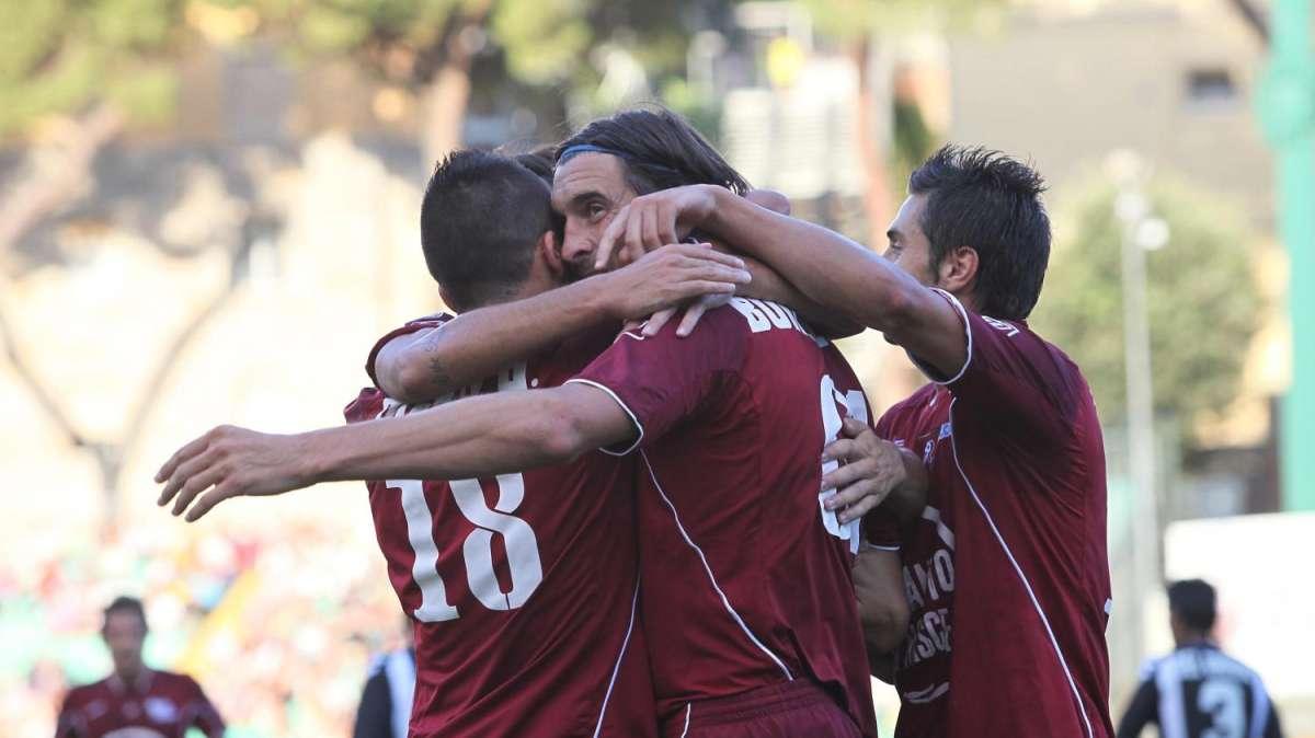 La Reggina torna a correre. 2-1 sulla Nocerina