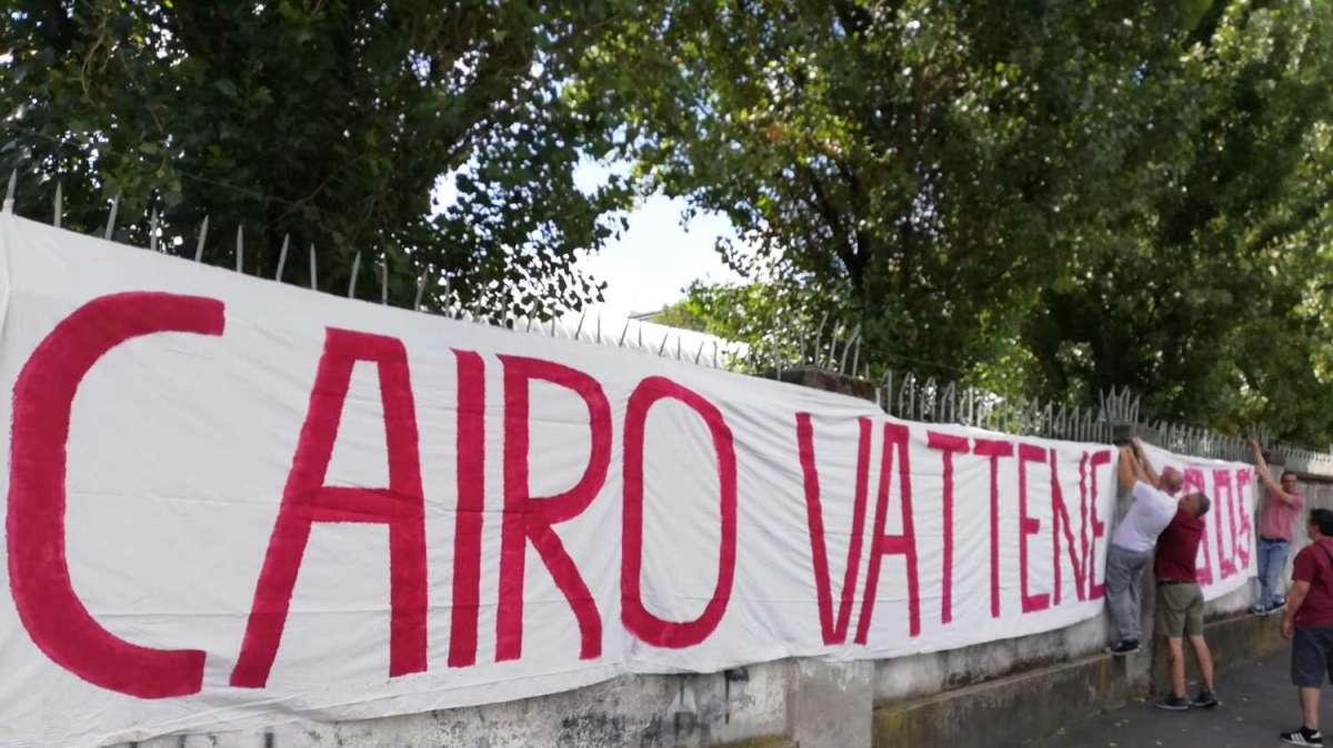 Toro, nuovo striscione di contestazione verso Cairo