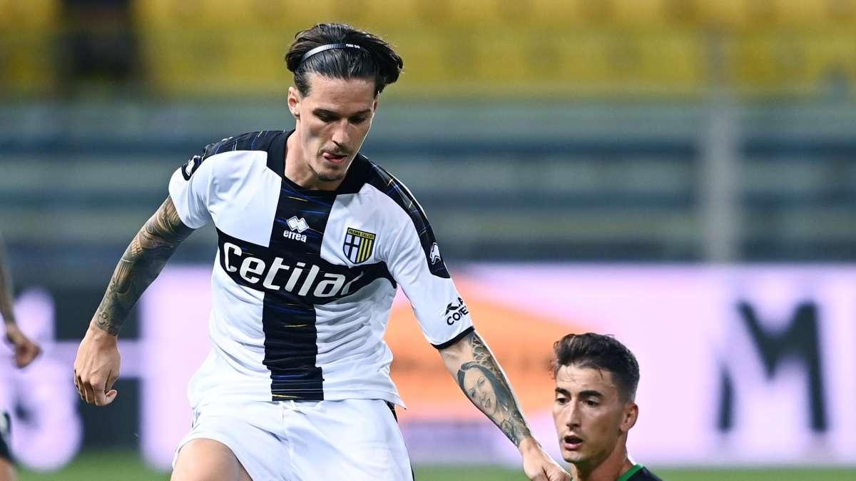Lazio in pole per Djuricic. Toro in agguato sul fantasista 