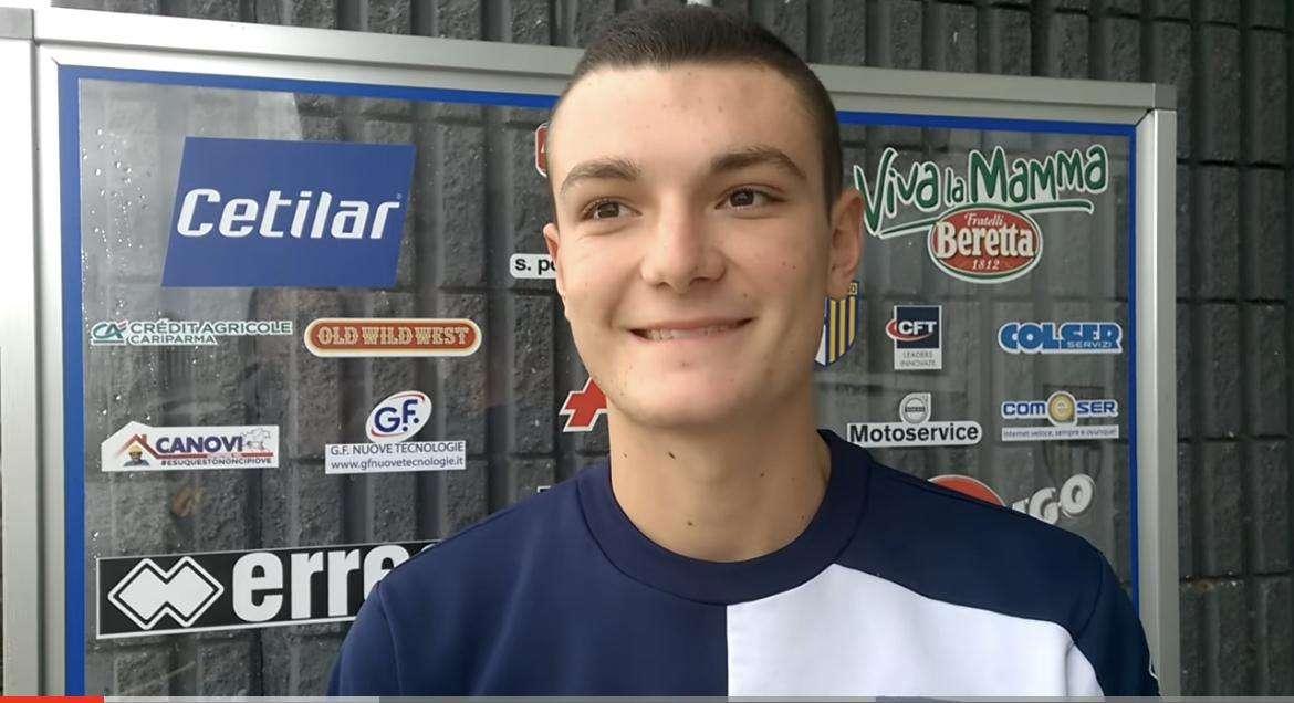 Lucarelli difende il figlio dall'accusa di stupro 