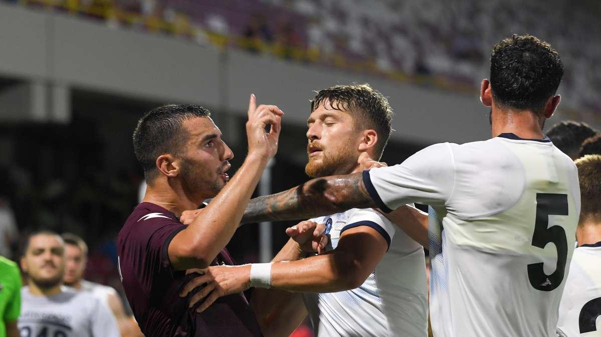 Finali primo tempo, 0-0 a Verona e Salernitana avanti di due gol 