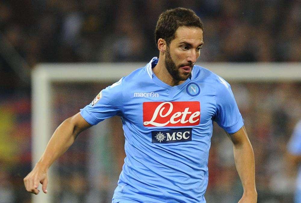 Napoli, cominciano le polemiche su Higuain 