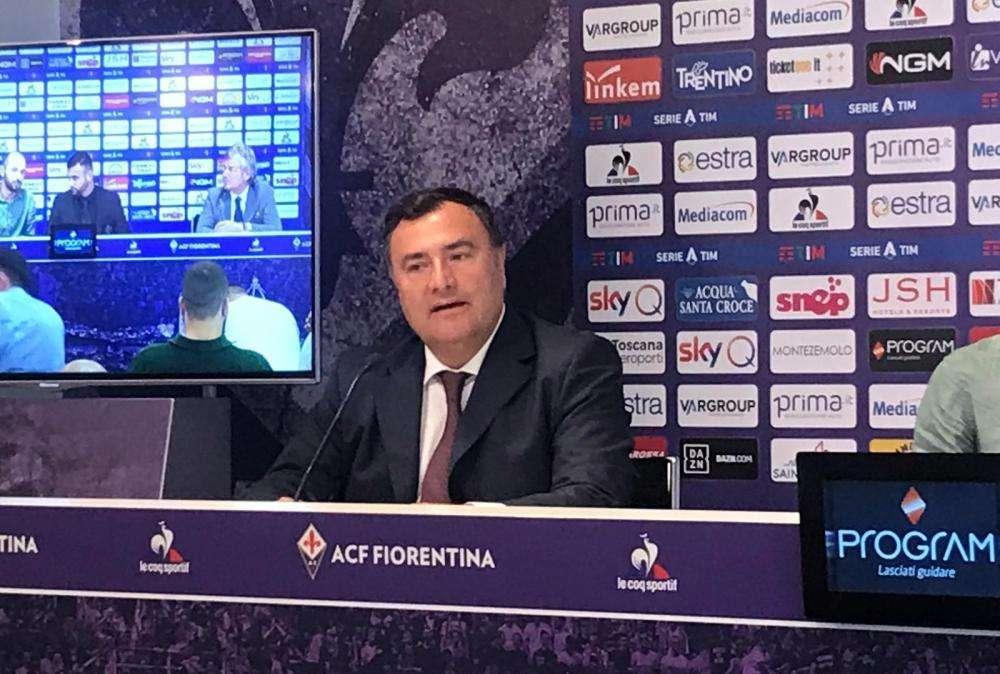 Fiorentina, Barone: "Giro di campo con Agnelli? Non lo farei mai, era una battuta" 
