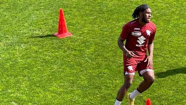 Ballottaggio Djidji-Gravillon per un posto da titolare contro l’Atalanta