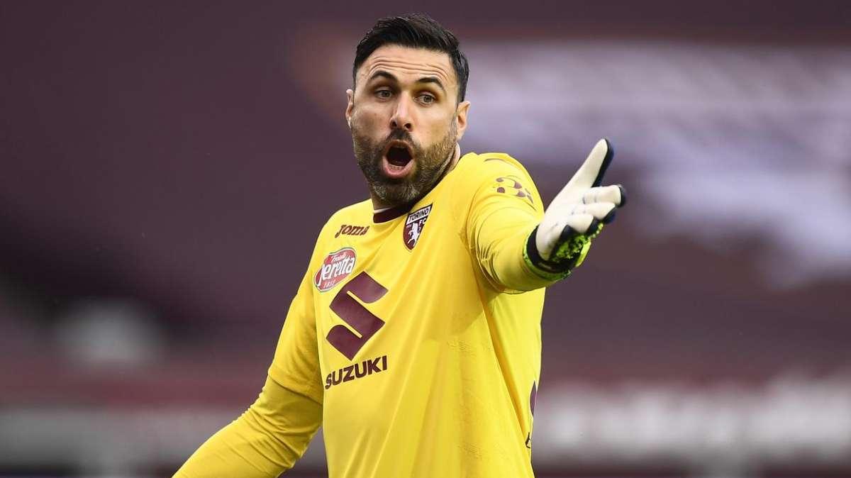 Lazio-Toro, il confronto pagelle: Sirigu, se è canto del cigno...