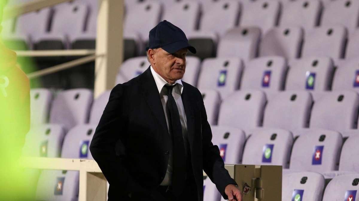 Panchina Fiorentina in bilico, c'è anche un ex allenatore granata in ballo