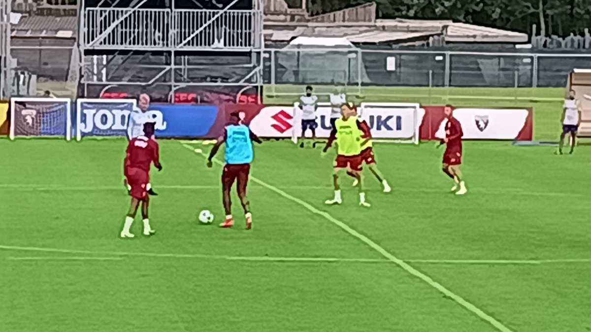 LIVE L’allenamento del Torino di mercoledì mattina. Zapata in partitella. Baroni: “Hai giocato? Ma buttati dentro a 2000 all’ora”