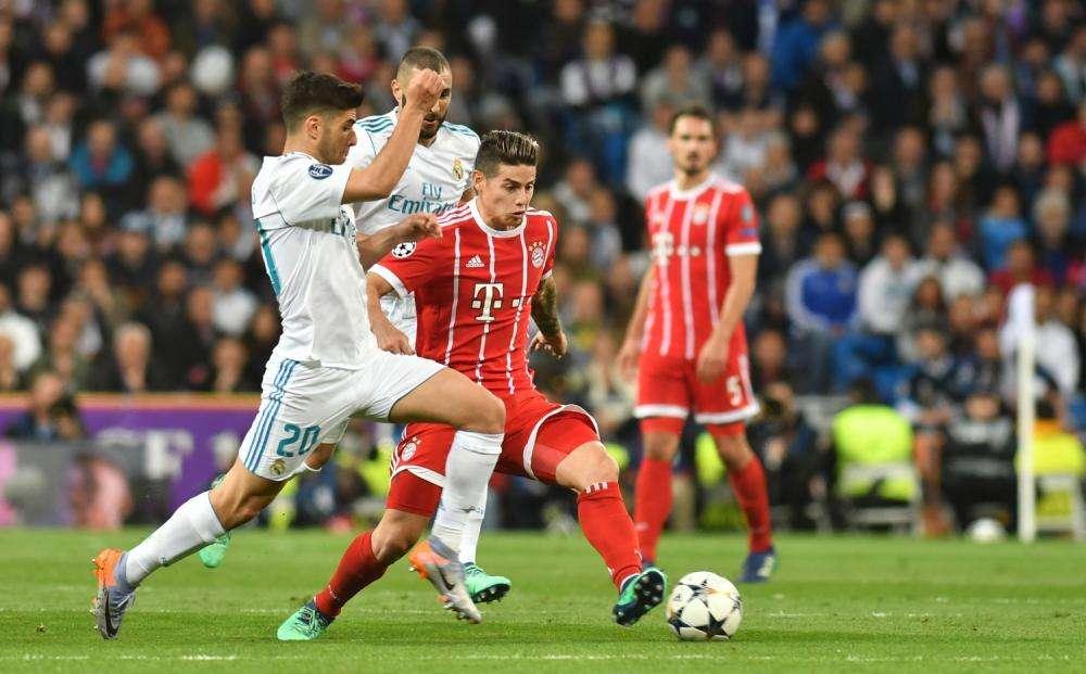 James si allontana dal Napoli, è titolare questa sera con il Real